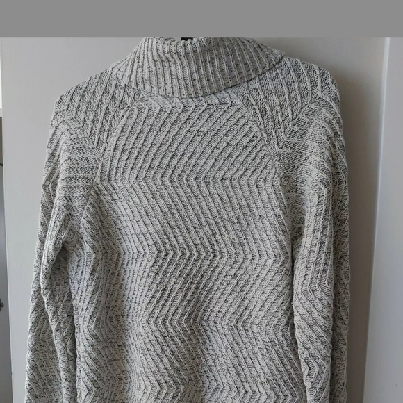 Roots long tunic cowl neck sweater  size Small - Picture 5 of 7